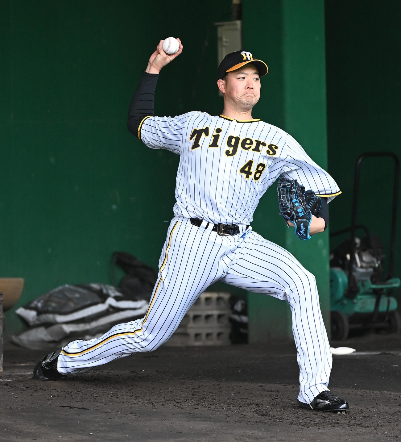 阪神斎藤友貴哉（2022年2月3日撮影）