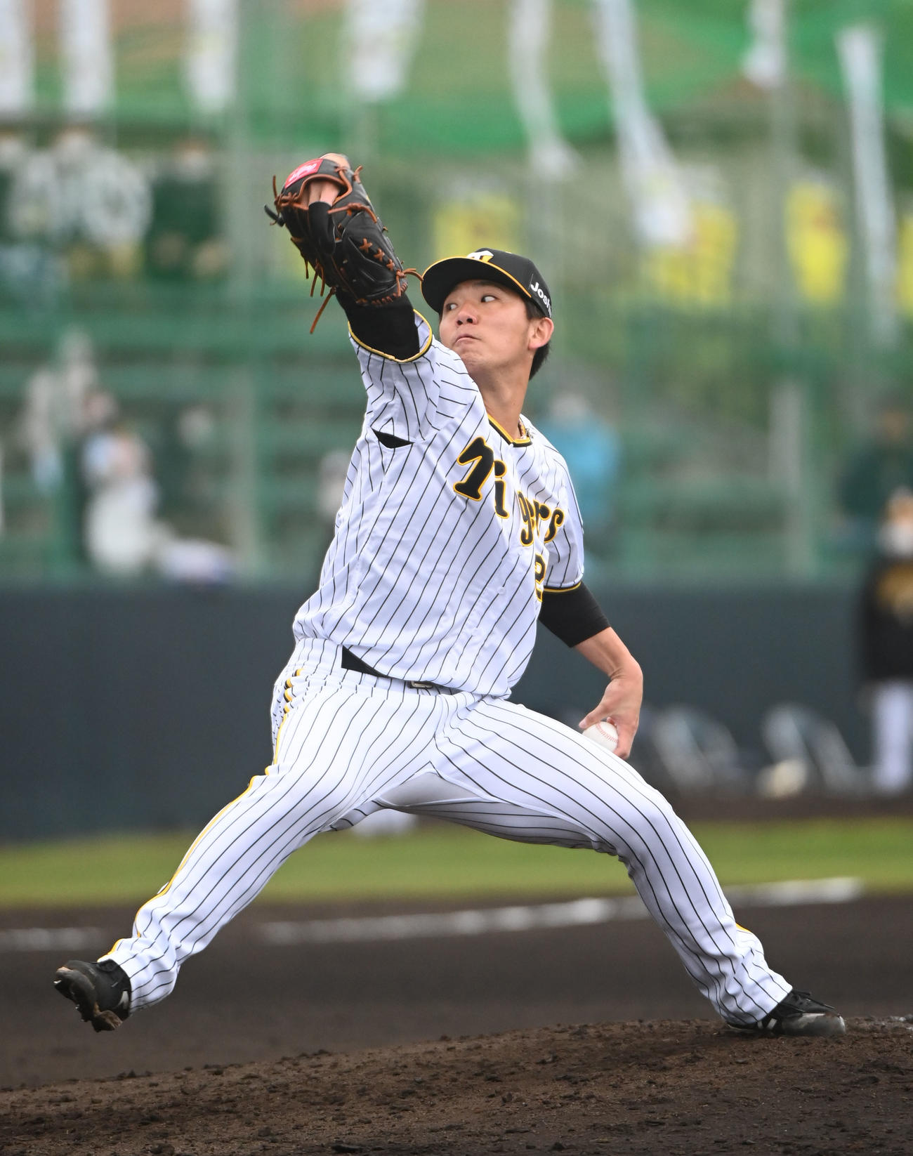 阪神対中日　6回表、阪神5番手で登板する伊藤将司（撮影・森本幸一）
