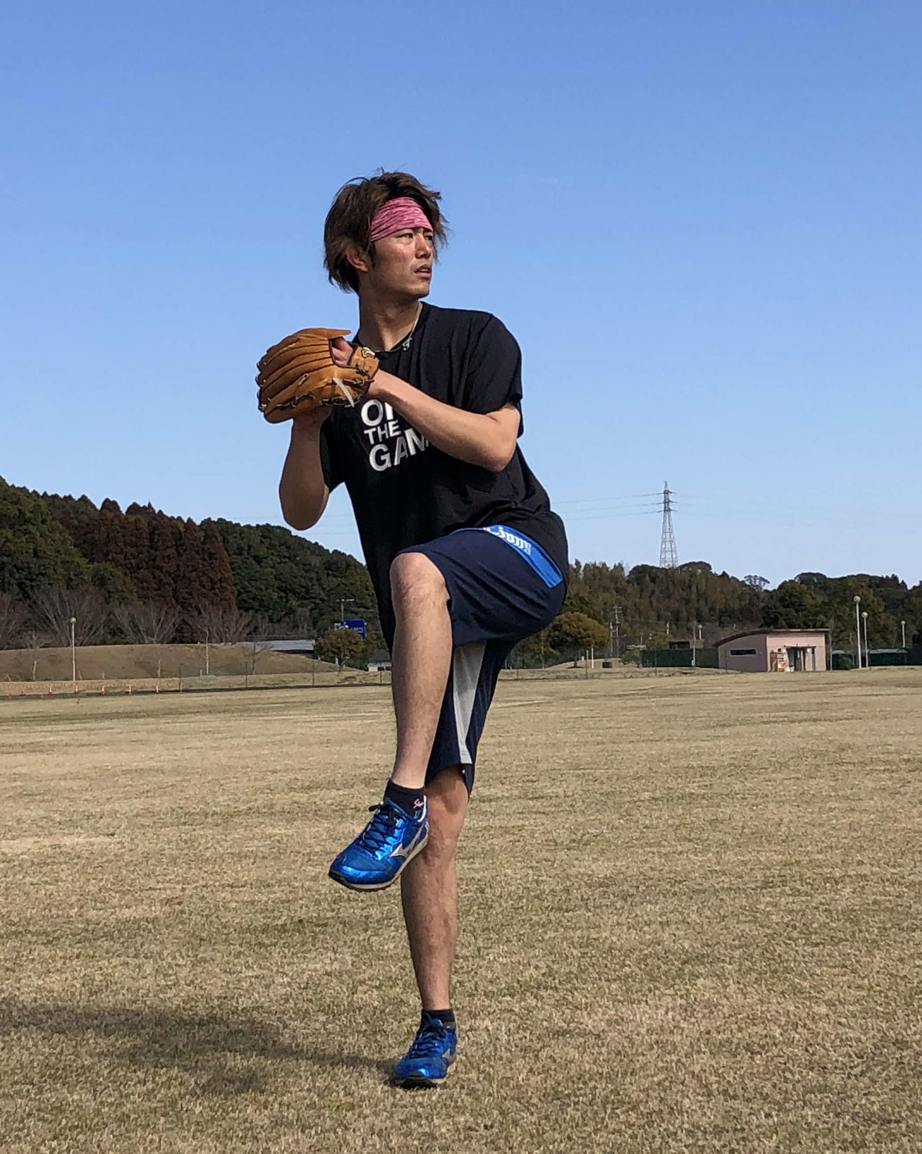 投手練習を行う西武今井（球団提供）