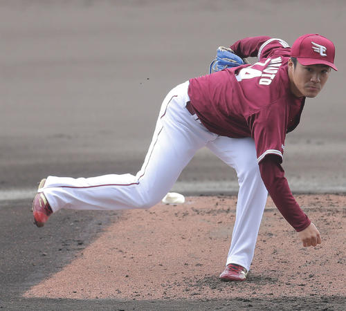 巨人対楽天　巨人対楽天　楽天先発の則本昂（撮影・河田真司）