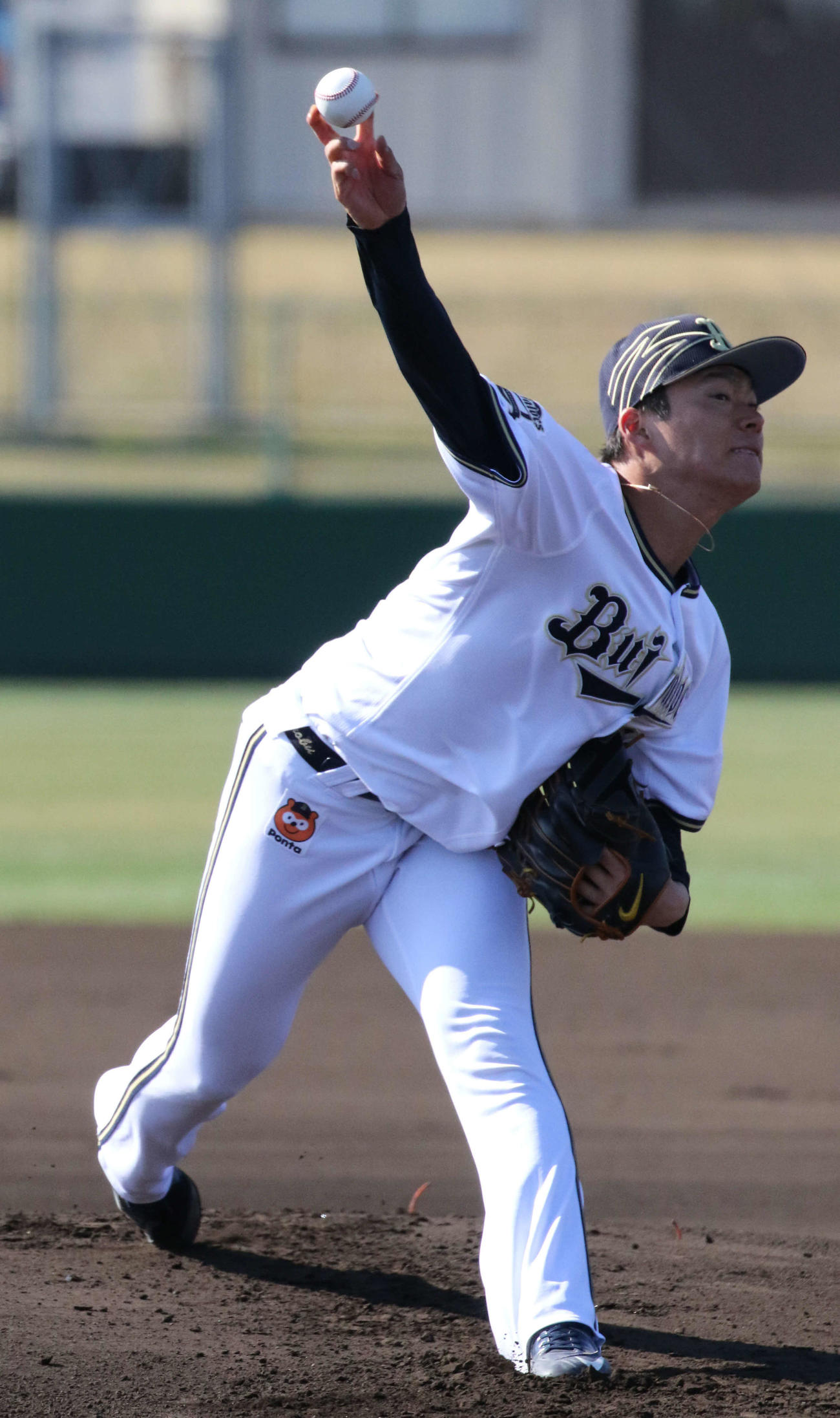 ライブBPに登板した山本由伸（撮影・渦原淳）