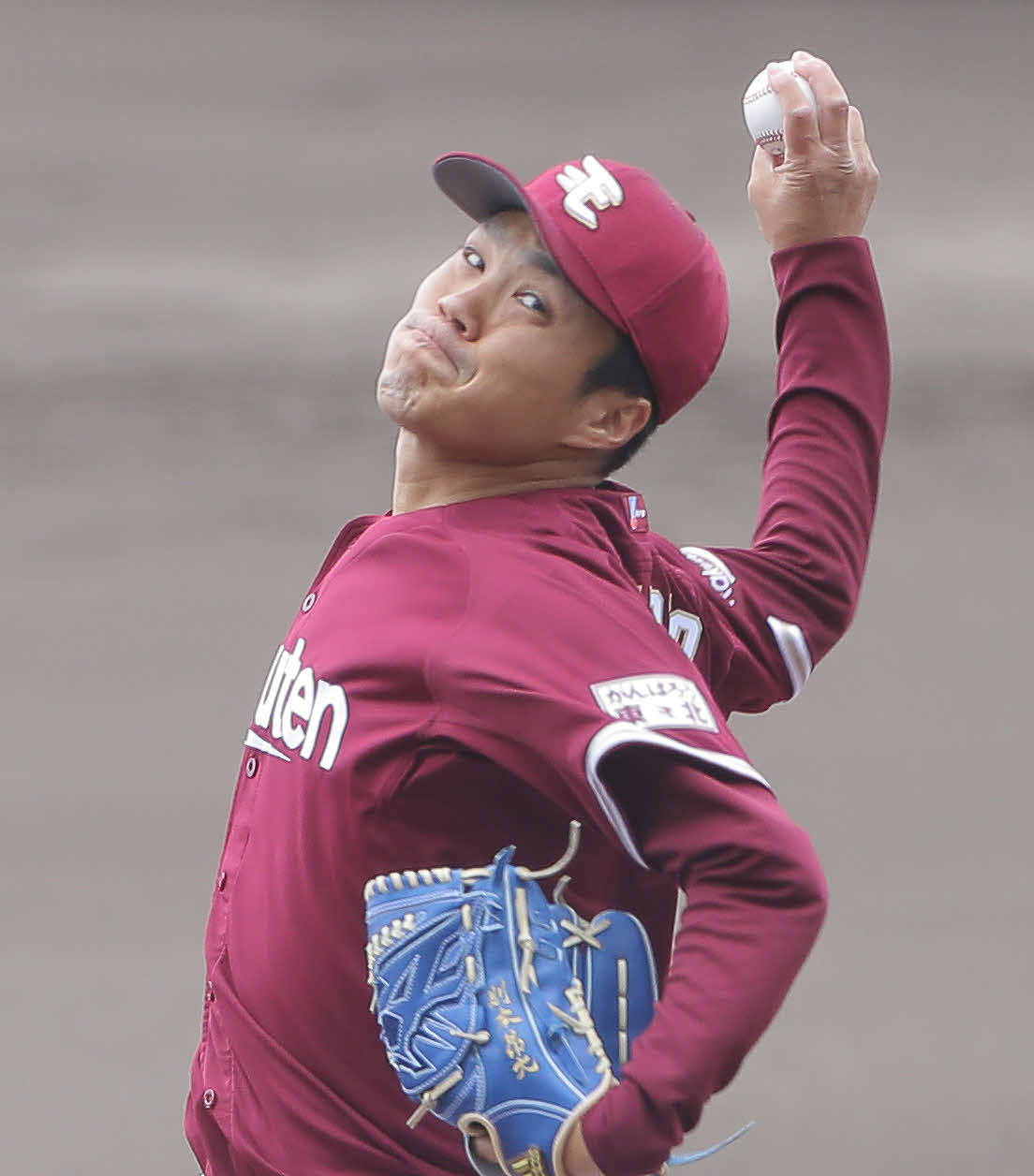 巨人対楽天　巨人対楽天　楽天先発の則本昂（撮影・河田真司）
