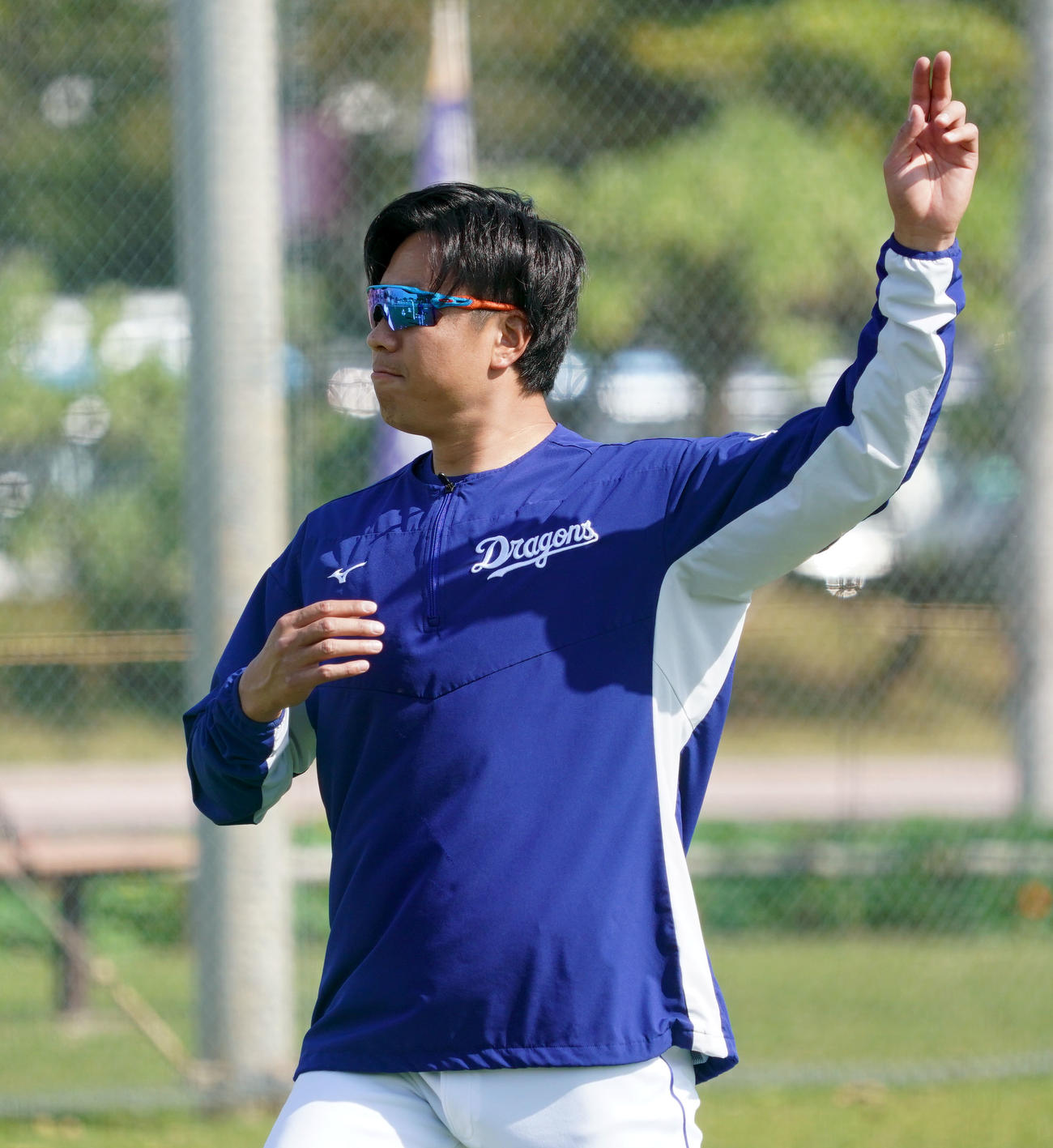 26日のオープン戦登板へ向け調整する中日大野雄（撮影・森本幸一）