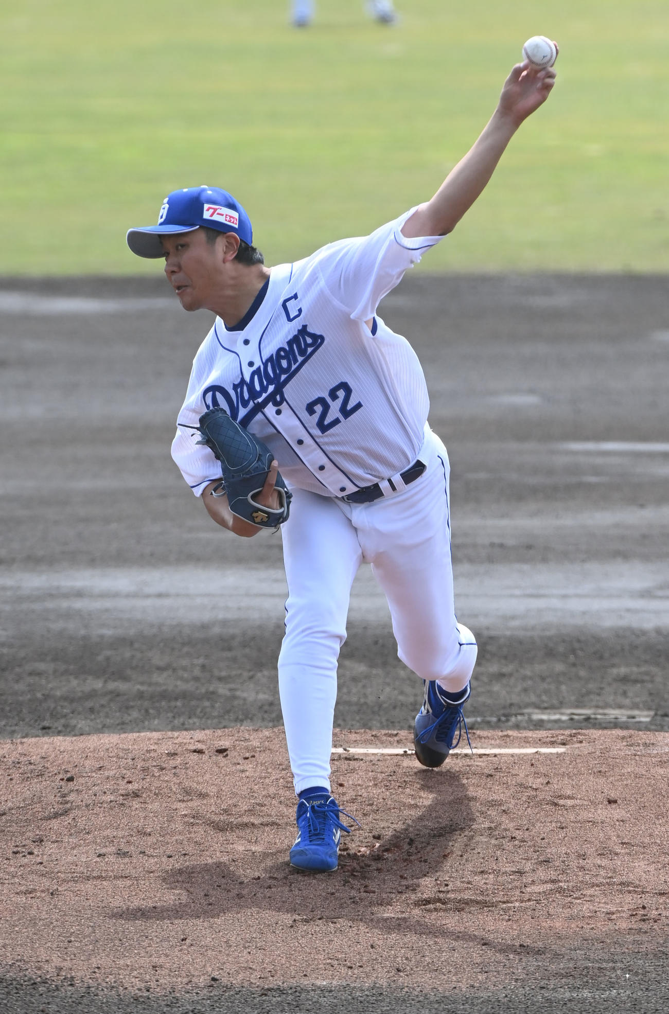 オープン戦中日対阪神　1回表、登板する中日先発の大野雄（撮影・森本幸一）