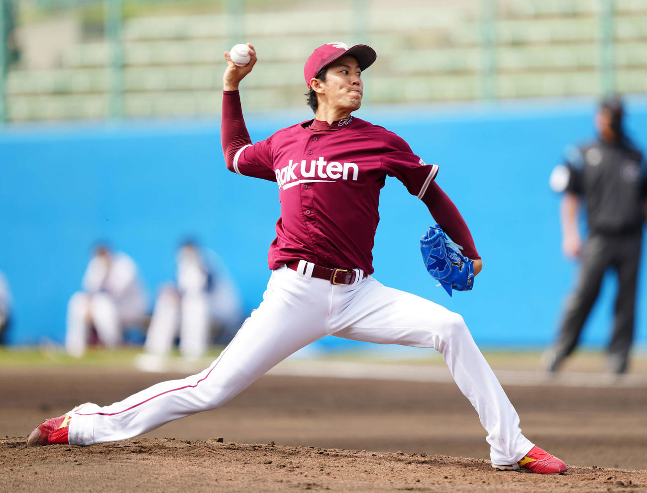 ヤクルト対楽天　楽天先発の岸（撮影・江口和貴）