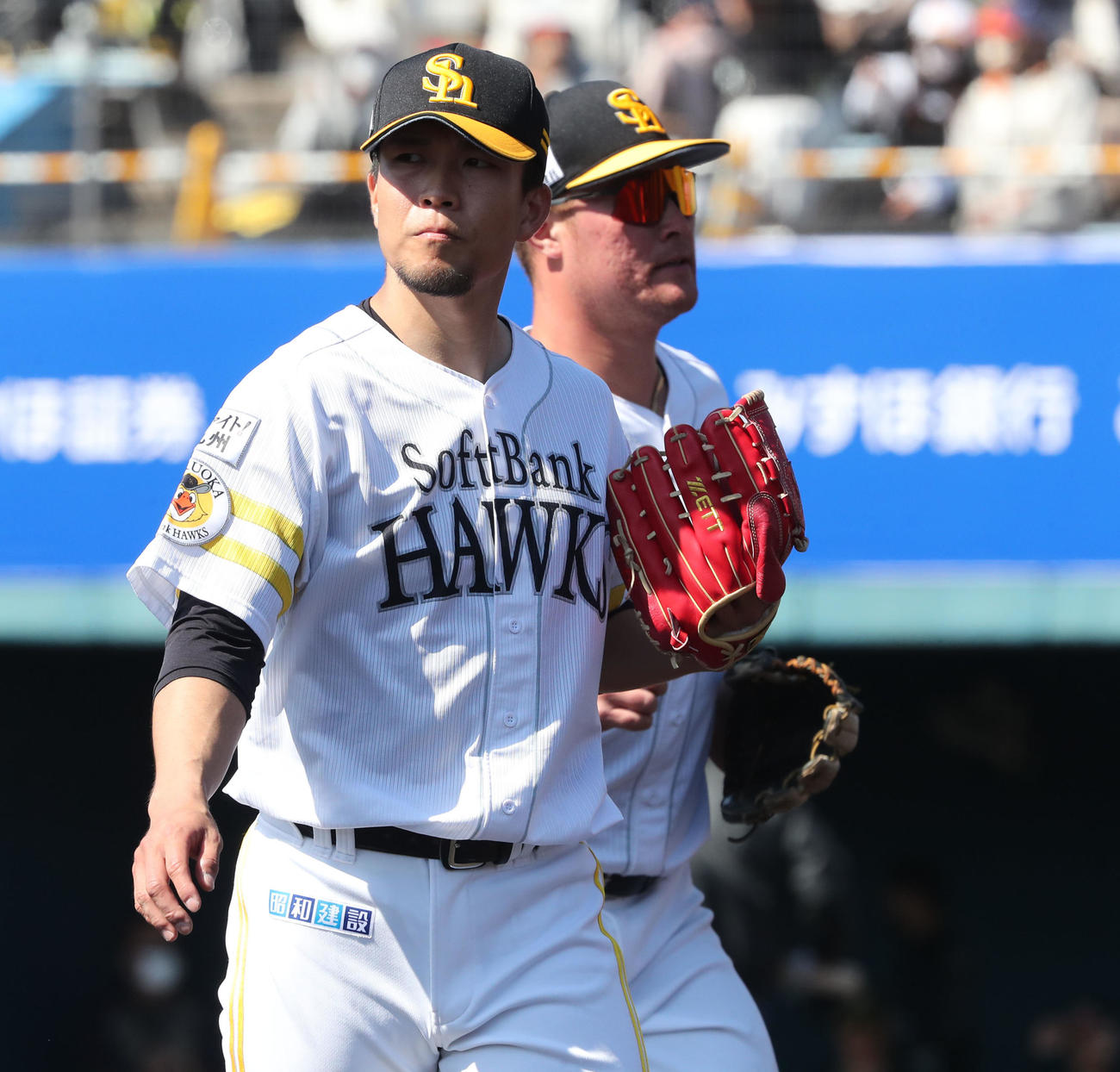 ソフトバンク対オリックス　先発した千賀滉大は3回を投げ8安打4失点、渋い表情を見せる（撮影・梅根麻紀）