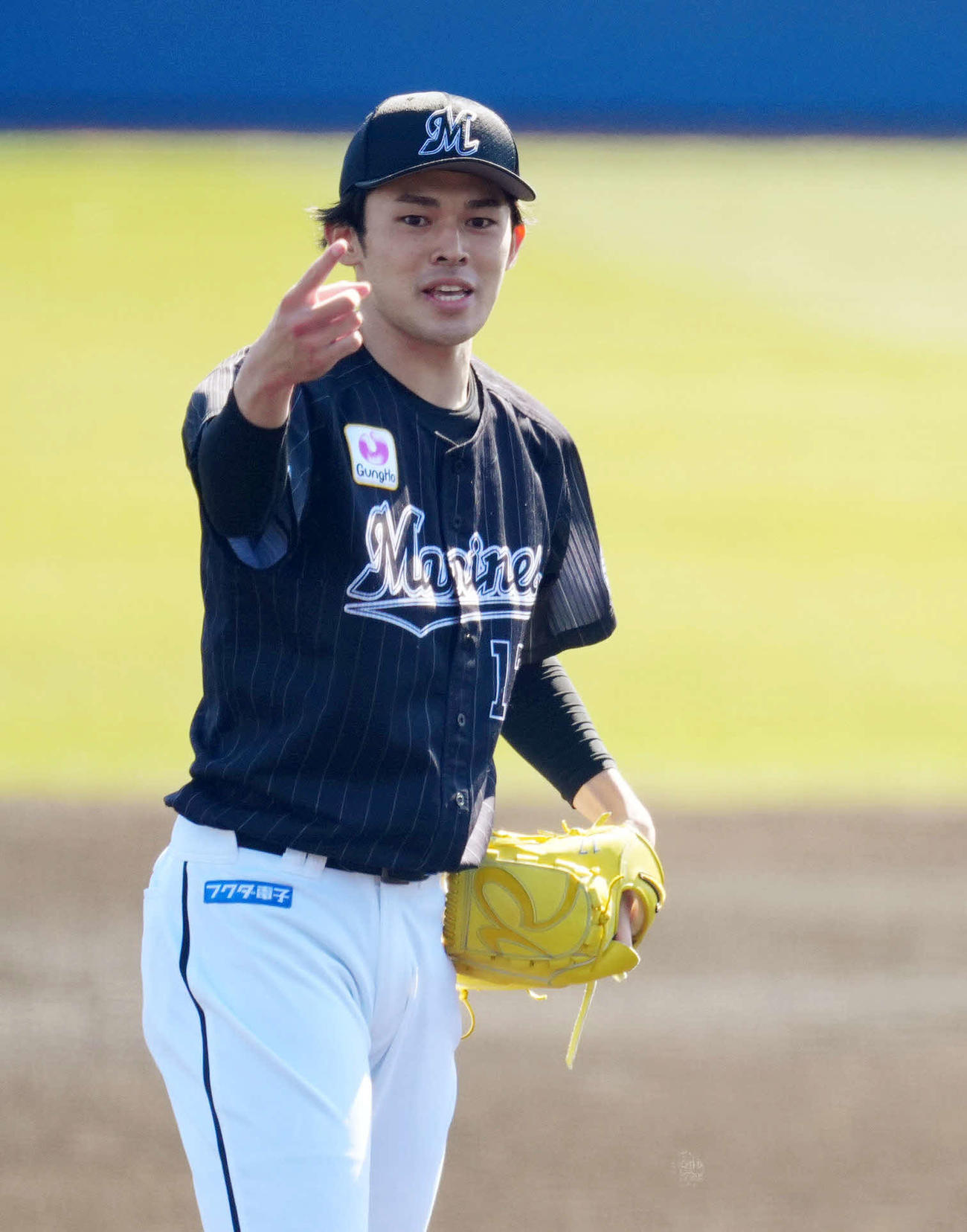 西武対ロッテ　1回裏西武無死、外崎から三振を奪う佐々木朗（撮影・横山健太）