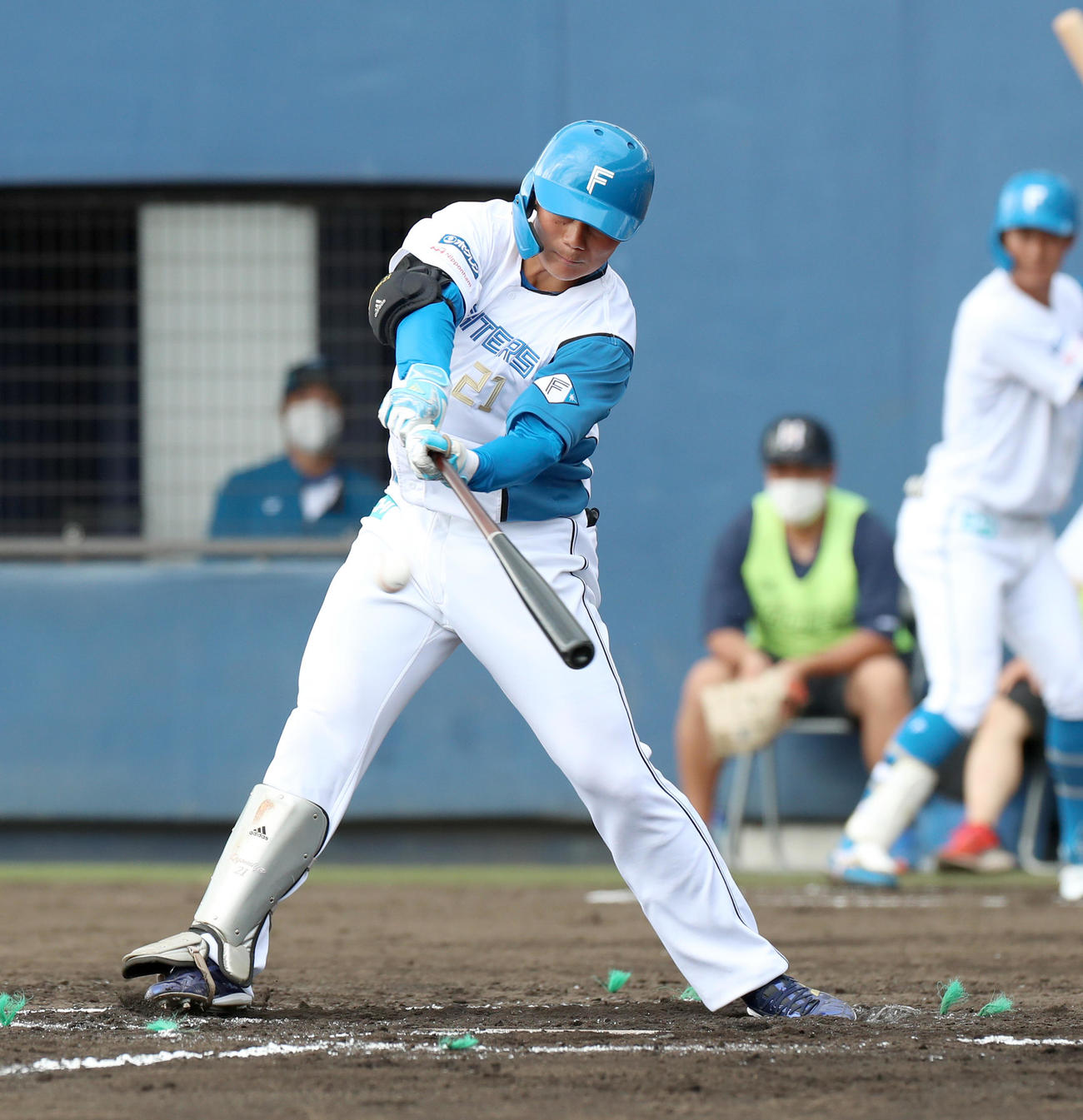 日本ハム対DeNA 7回裏日本ハム1死、清宮は左前打を放つ（撮影・佐藤翔太）