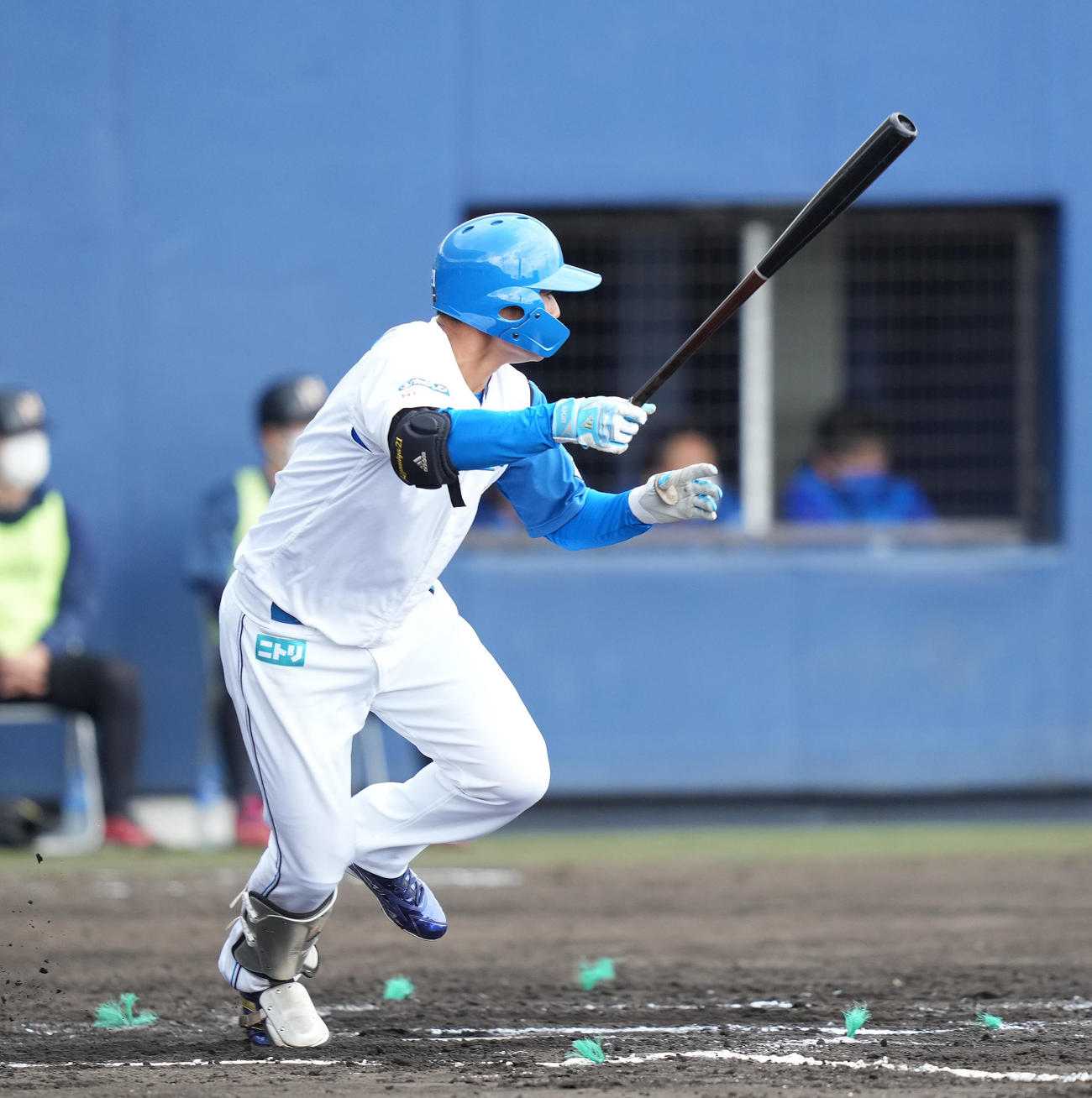 日本ハム対DeNA 7回裏日本ハム1死、左前打を放つ清宮（撮影・鈴木みどり）