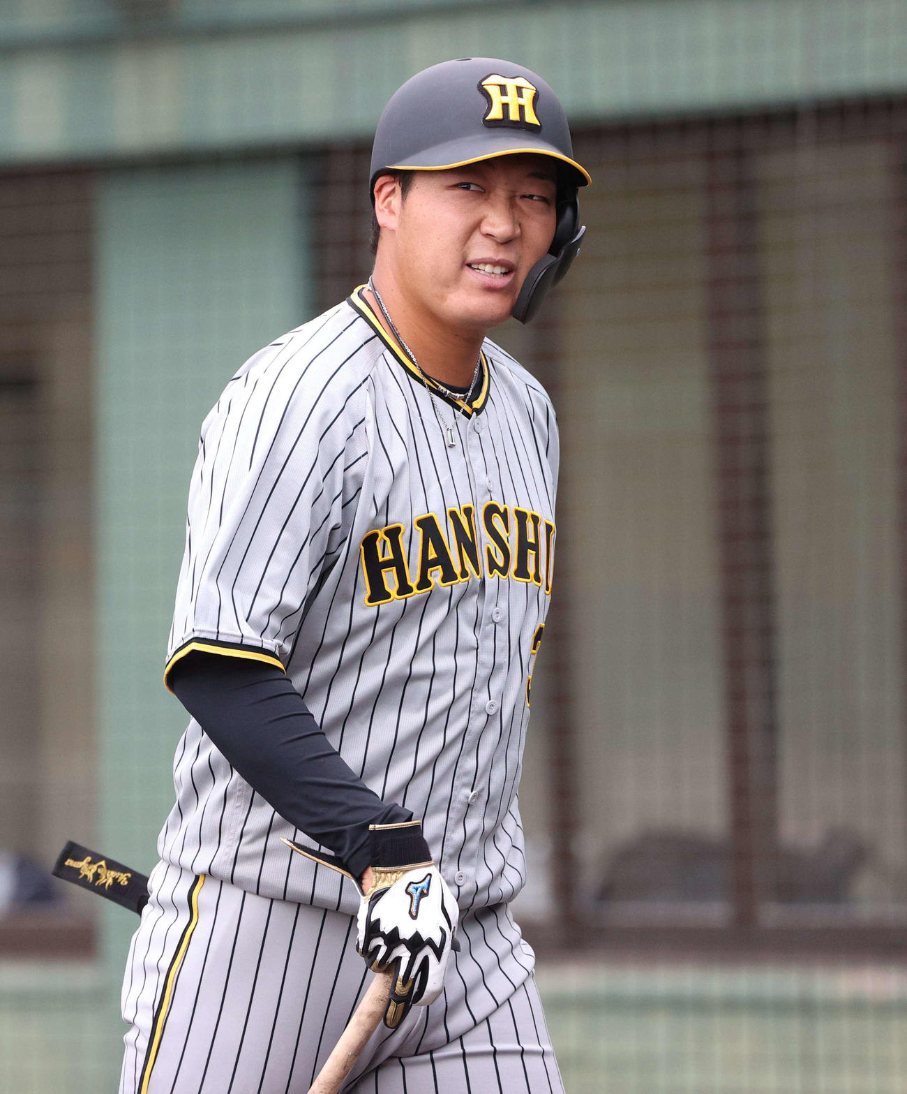 中日対阪神　6回表無死一塁、二邪飛に倒れ悔しそうな表情を見せる大山（撮影・上田博志）