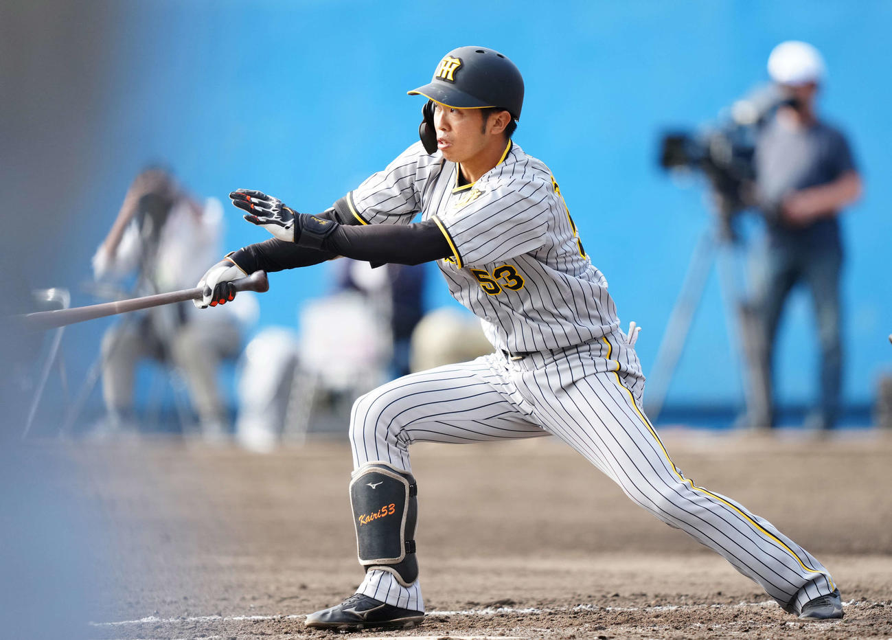 ヤクルト対阪神　7回表阪神2死二塁、勝ち越し適時打を放つ島田（撮影・江口和貴）