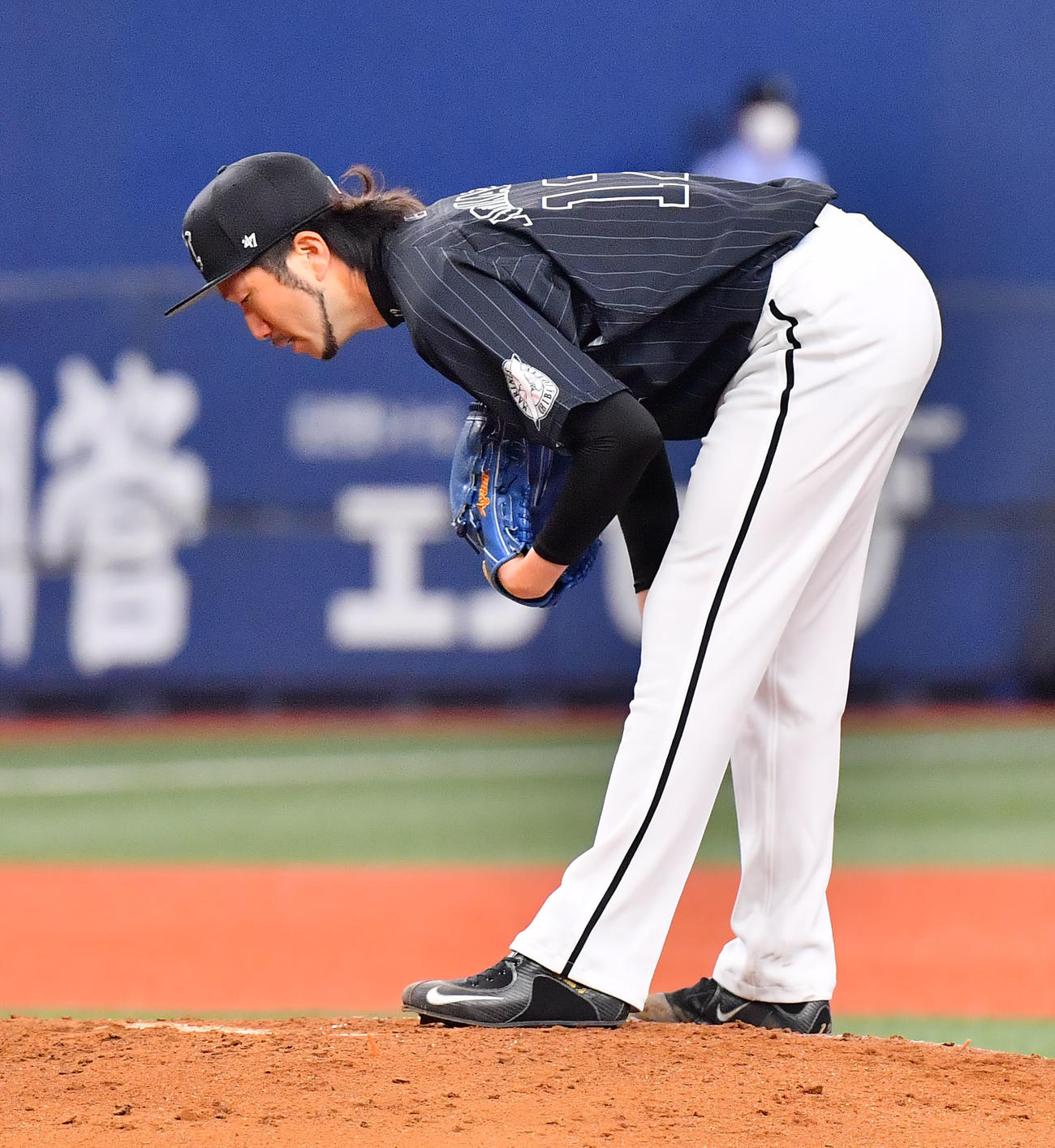 オリックス対ロッテ　3回裏に2点目を献上したロッテ先発の石川（撮影・和賀正仁）