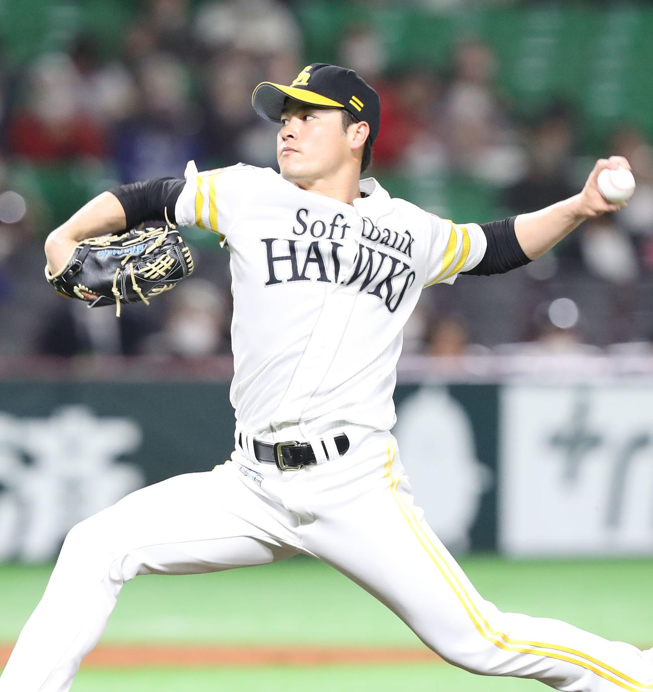 ソフトバンク対中日　2番手で登板した笠谷（撮影・屋方直哉）