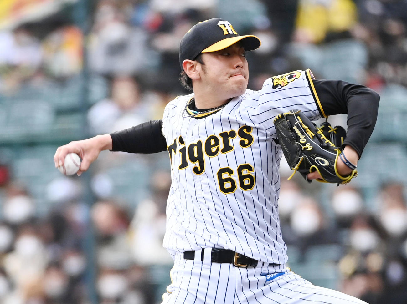 阪神対楽天　阪神3番手の小川（撮影・前岡正明）