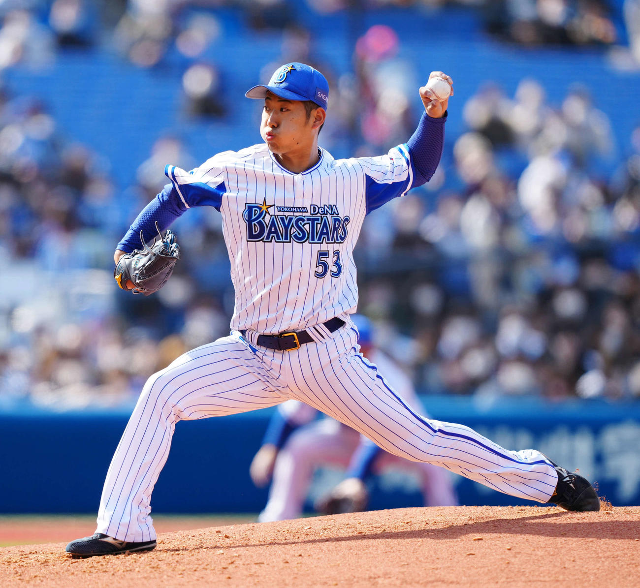 DeNA対オリックス　DeNA2番手の池谷（撮影・江口和貴）
