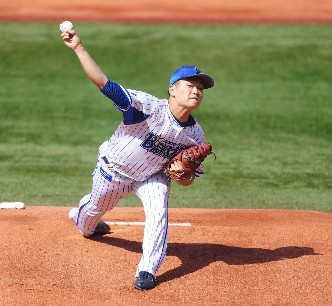 DeNA対オリックス　DeNA先発の三浦（撮影・江口和貴）