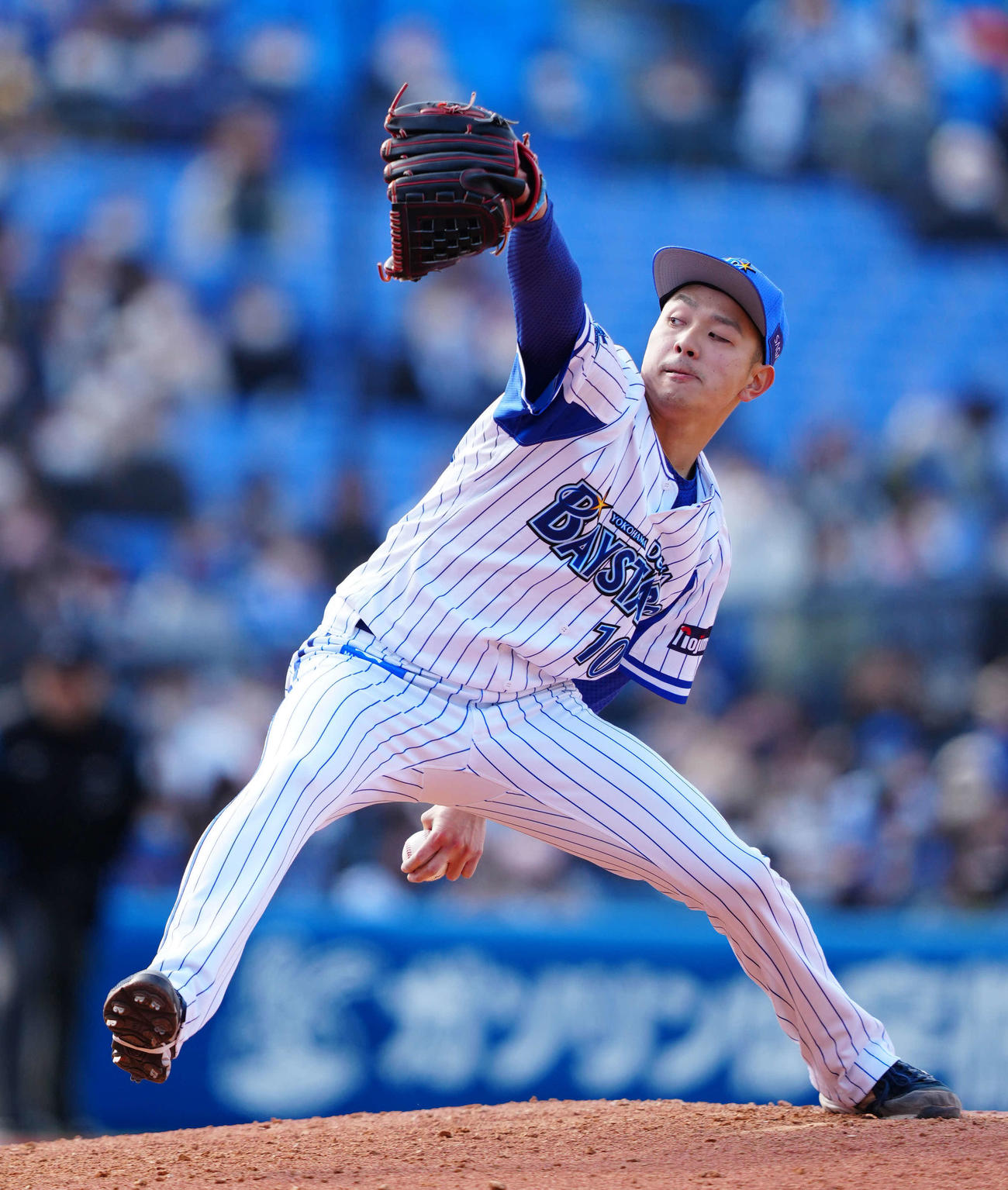 DeNA対オリックス　DeNA2番手の石川（撮影・江口和貴）