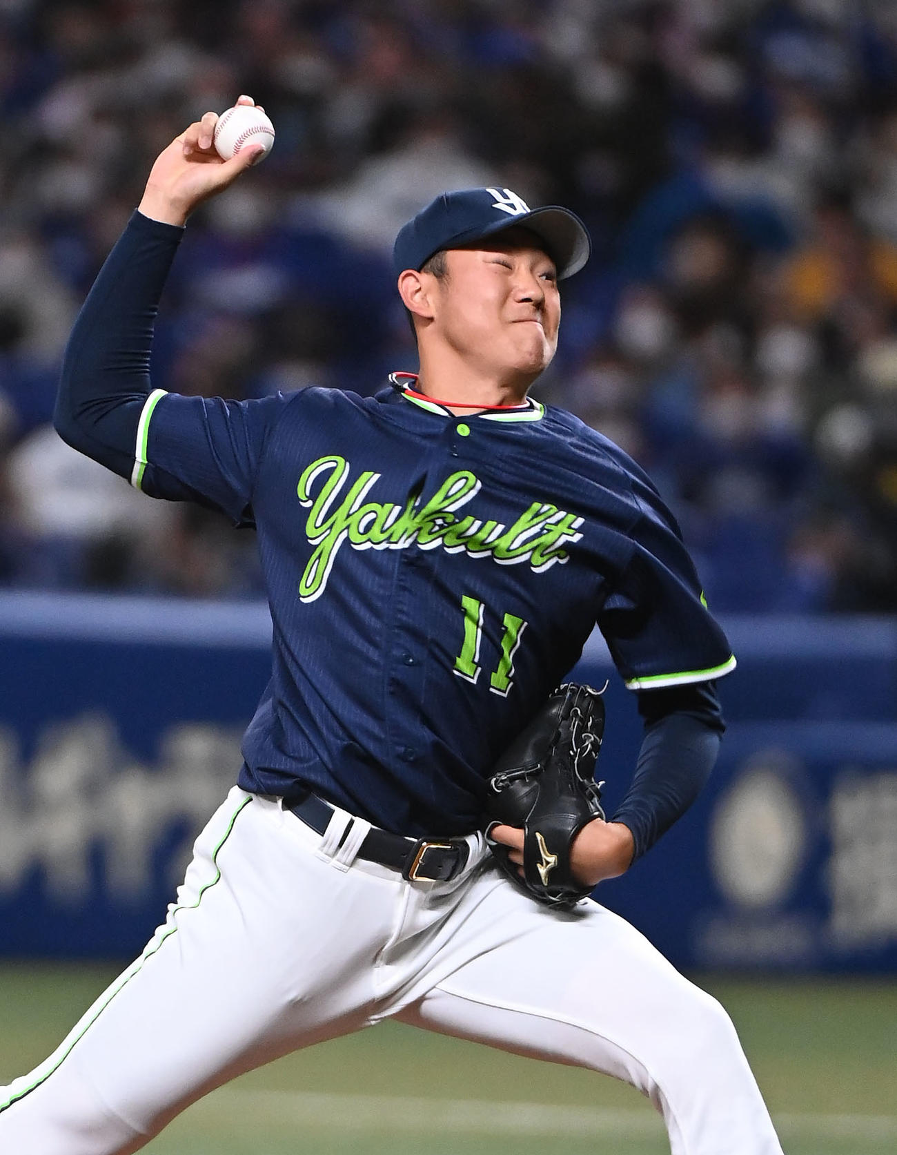 オープン戦中日対ヤクルト　1回裏、登板するヤクルト先発の奥川（撮影・森本幸一）