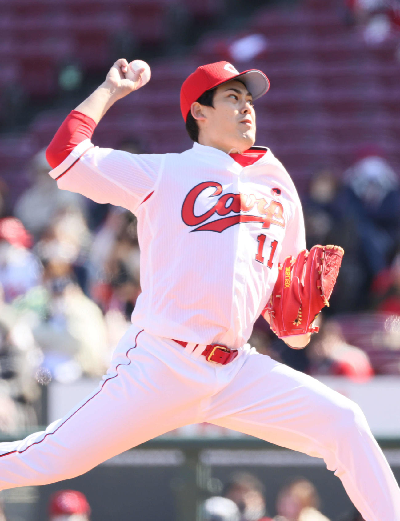 広島対西武　6回から登板する広島2番手の九里（撮影・加藤孝規）