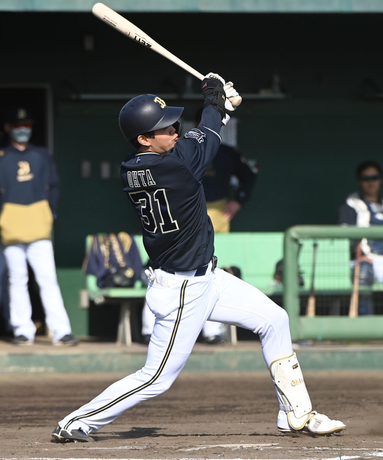 オープン戦中日対オリックス　7回表オリックス1死二、三塁、中前適時打を放つ太田（撮影・森本幸一）