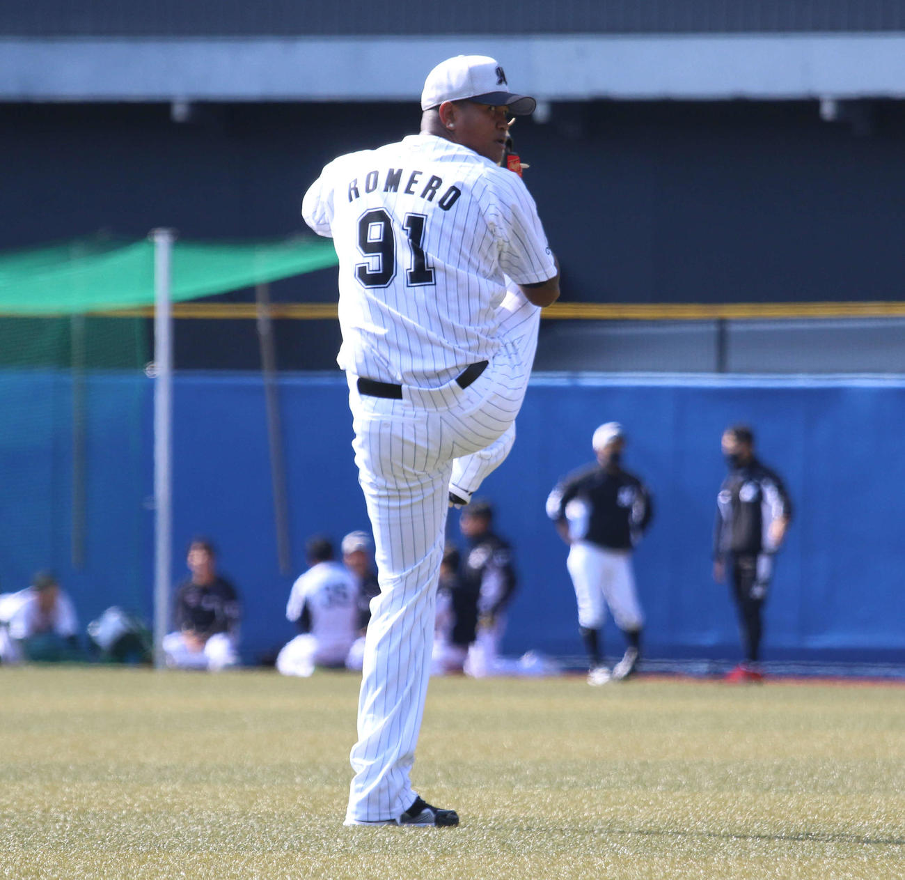 1軍へ合流し、全体練習に参加したロッテ・ロメロ（撮影・木下大輔）