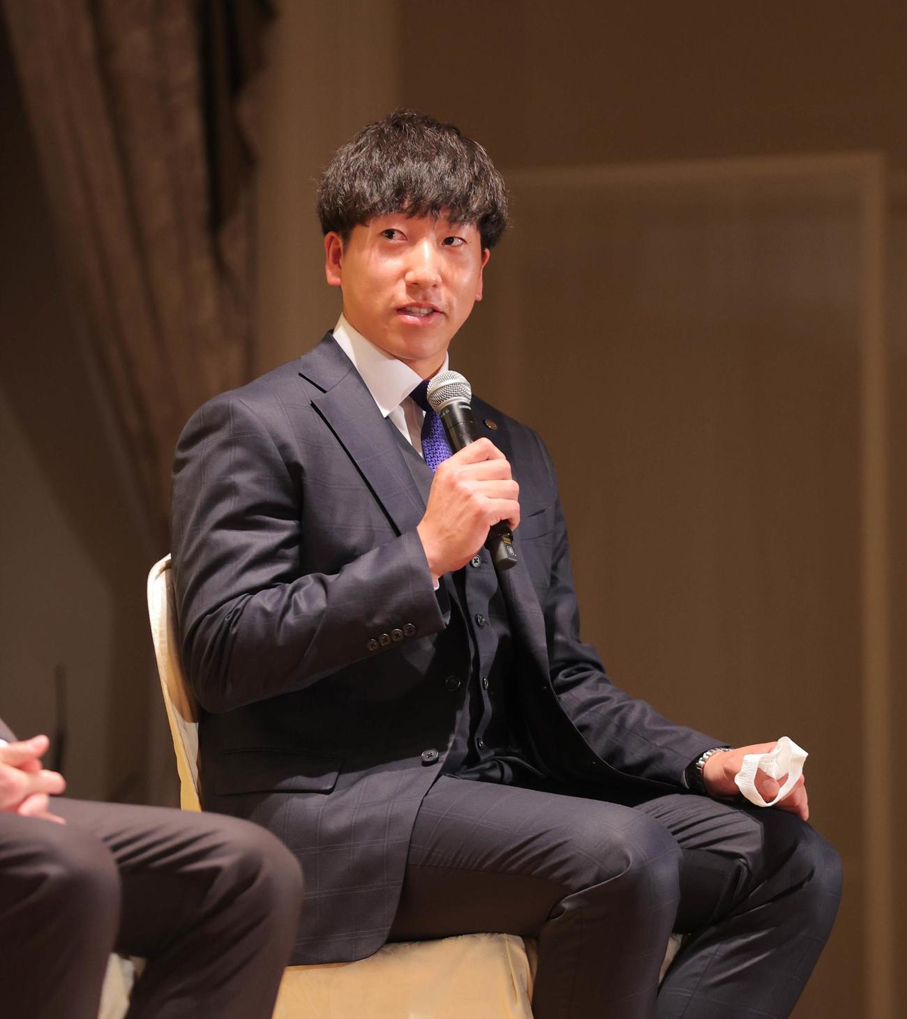 （代表撮影）