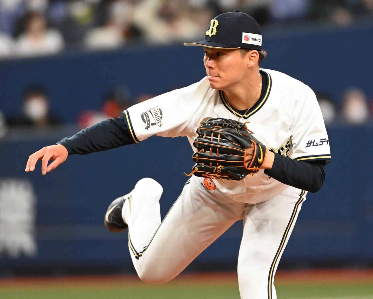 オリックス対巨人　巨人を5回無失点に抑えたオリックス先発の山本（撮影・前岡正明）