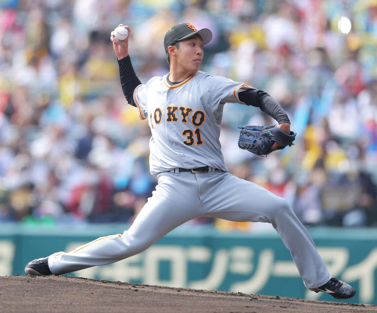 阪神対巨人　巨人先発の赤星（撮影・河田真司）