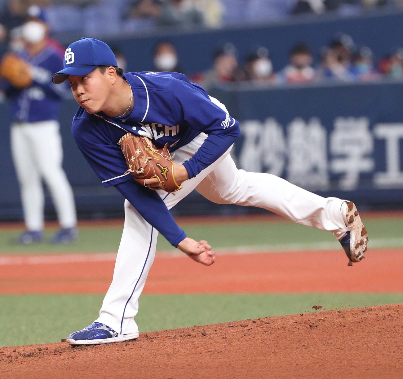 オリックス対中日　中日先発の柳（撮影・上田博志）