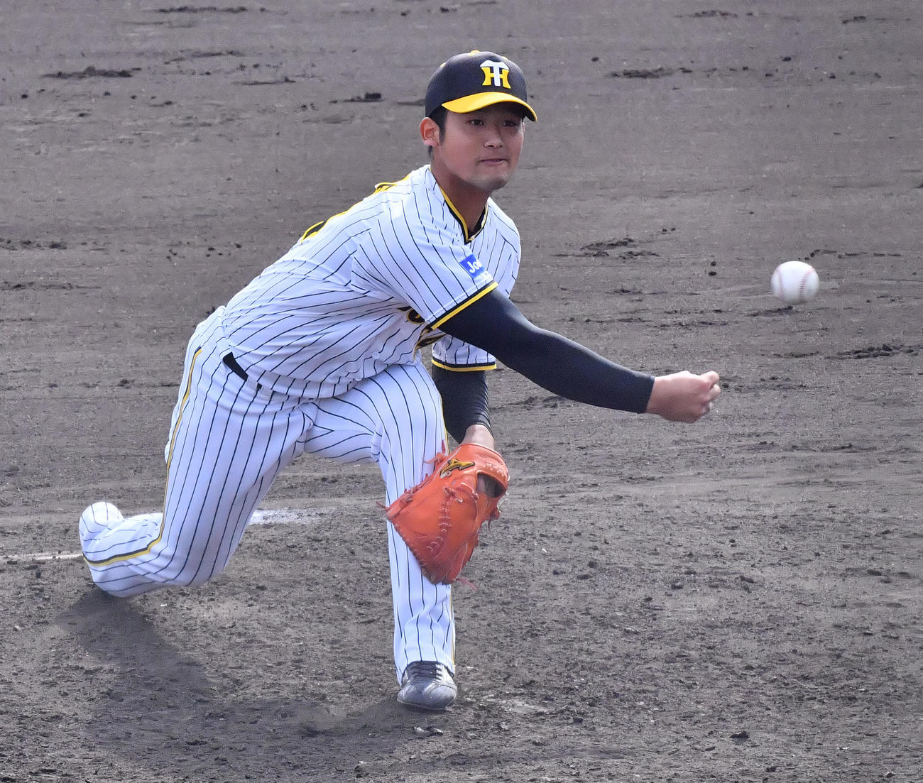 阪神岡留英貴（2021年3月11日撮影）