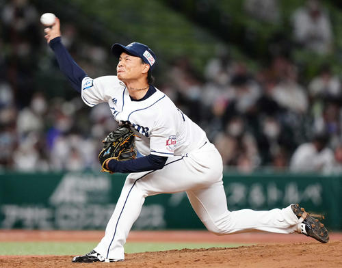 西武対日本ハム　西武3番手の大曲（撮影・江口和貴）