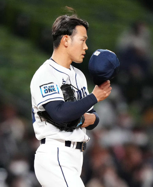西武対日本ハム　7回表日本ハム1死、ヌニエスにソロ本塁打を浴びた田村（撮影・江口和貴）
