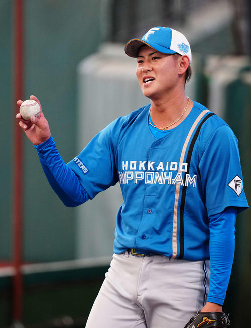 日本ハム育成姫野優也、野手時代もなかったオープン戦出場は初先発