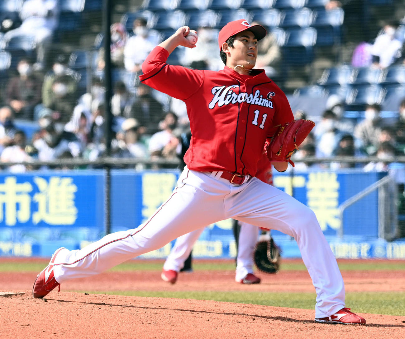 ロッテ対広島　広島の先発九里（撮影・たえ見朱実）