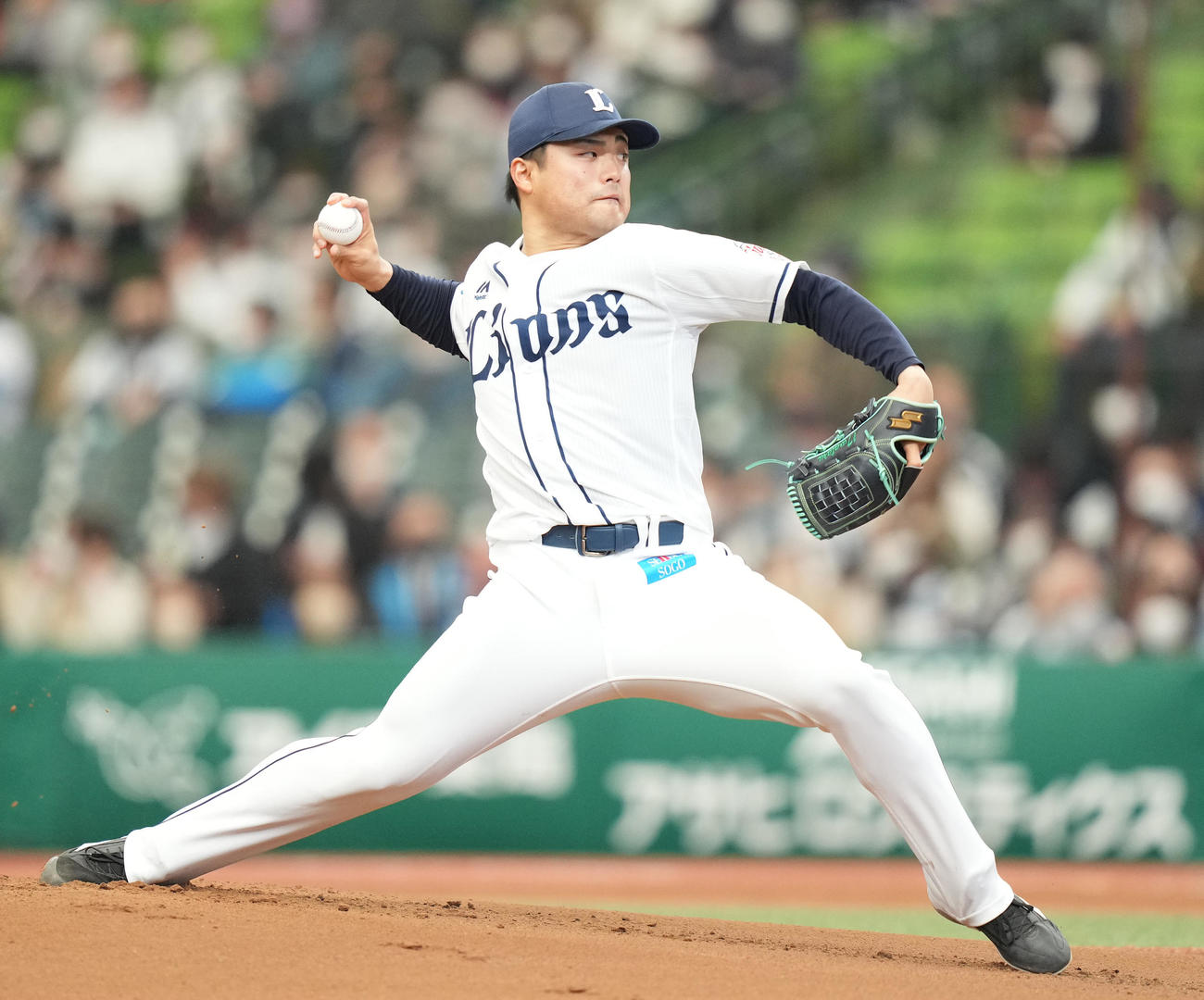 西武対日本ハム　先発し力投する西武松本（撮影・鈴木みどり）