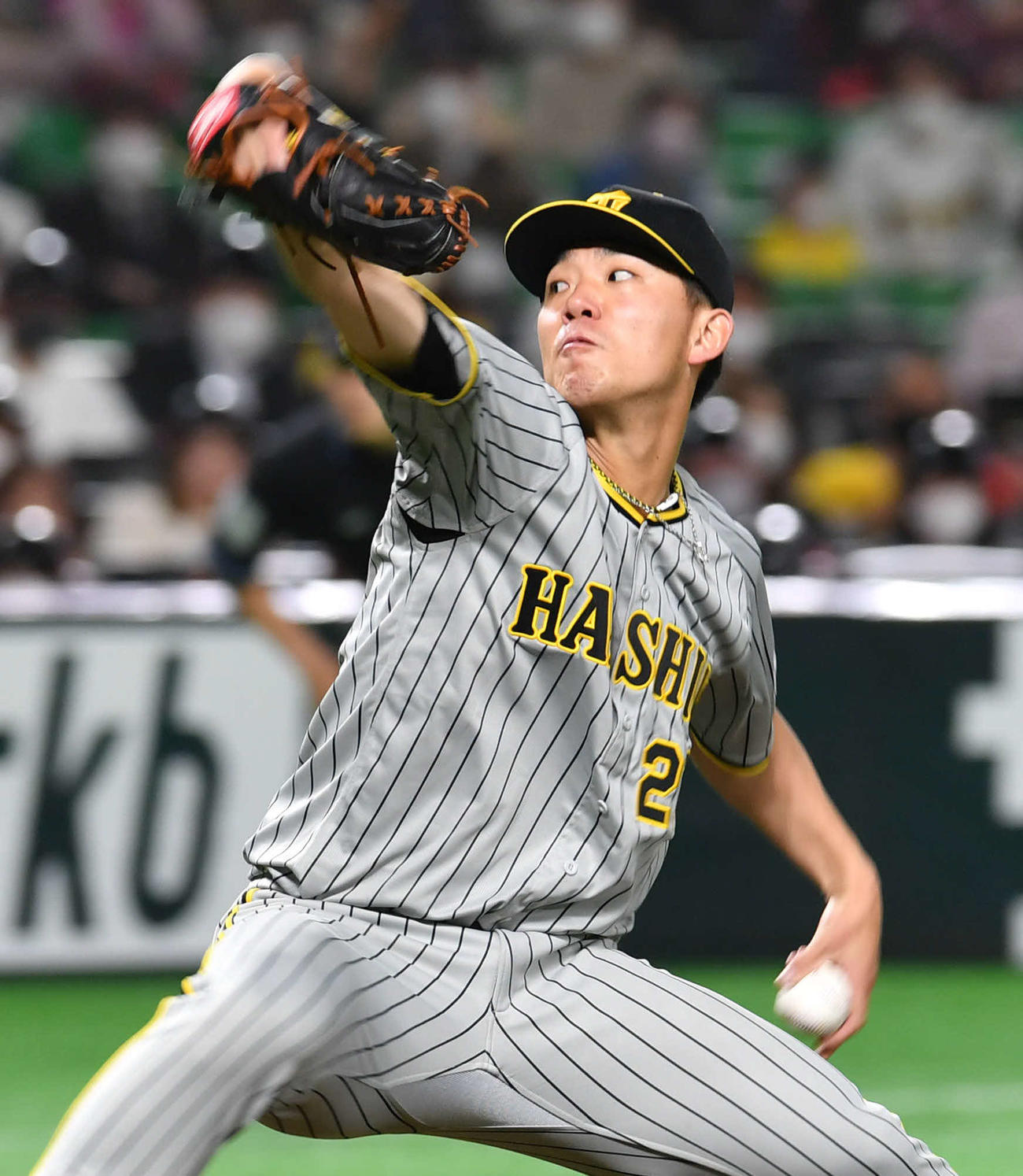 ソフトバンク対阪神　力投する阪神先発の伊藤将（撮影・岩下翔太）