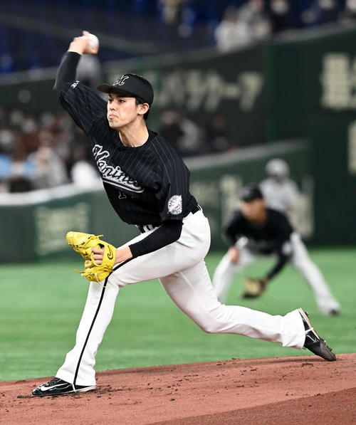 巨人対ロッテ ロッテの先発佐々木朗(撮影・たえ見朱実)