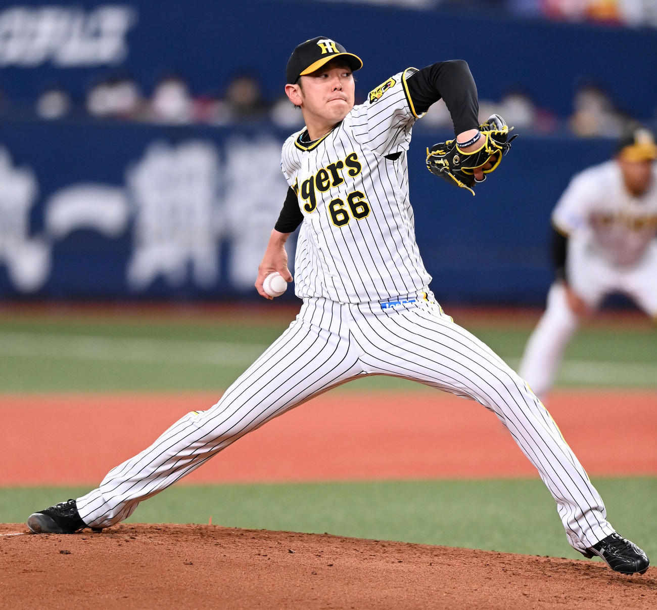 阪神対オリックス　阪神先発の小川（撮影・前岡正明）
