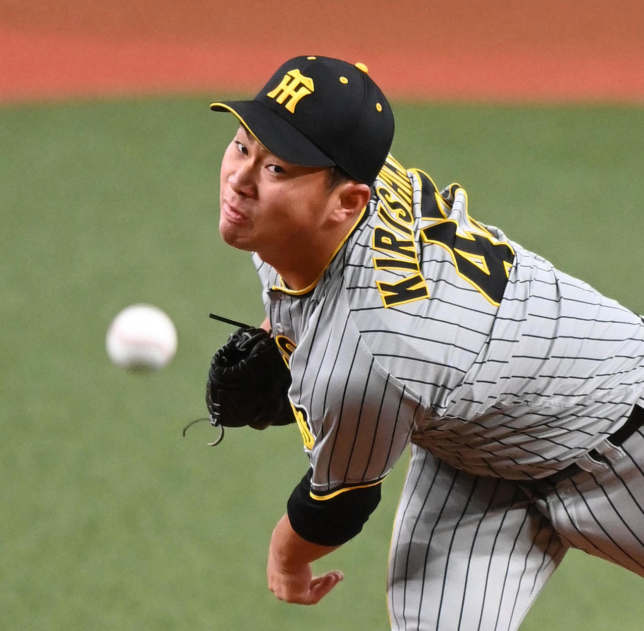 オリックス対阪神　阪神先発の桐敷（撮影・前岡正明）