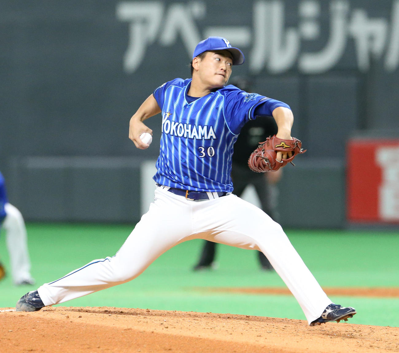 日本ハム対DeNA DeNA2番手の三浦（撮影・佐藤翔太）