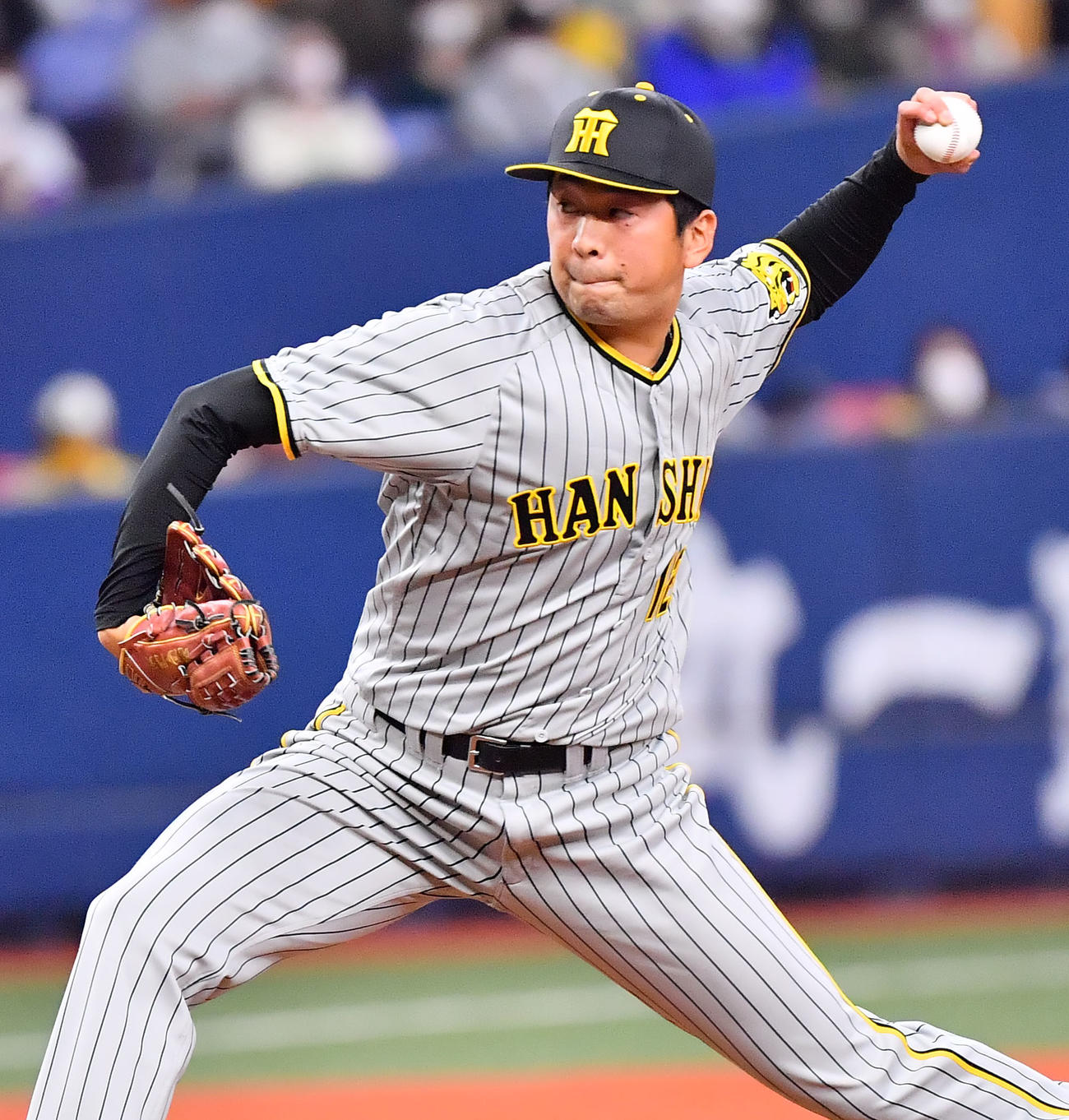 オリックス対阪神　6回途中、阪神3番手で登板する渡辺（撮影・和賀正仁）