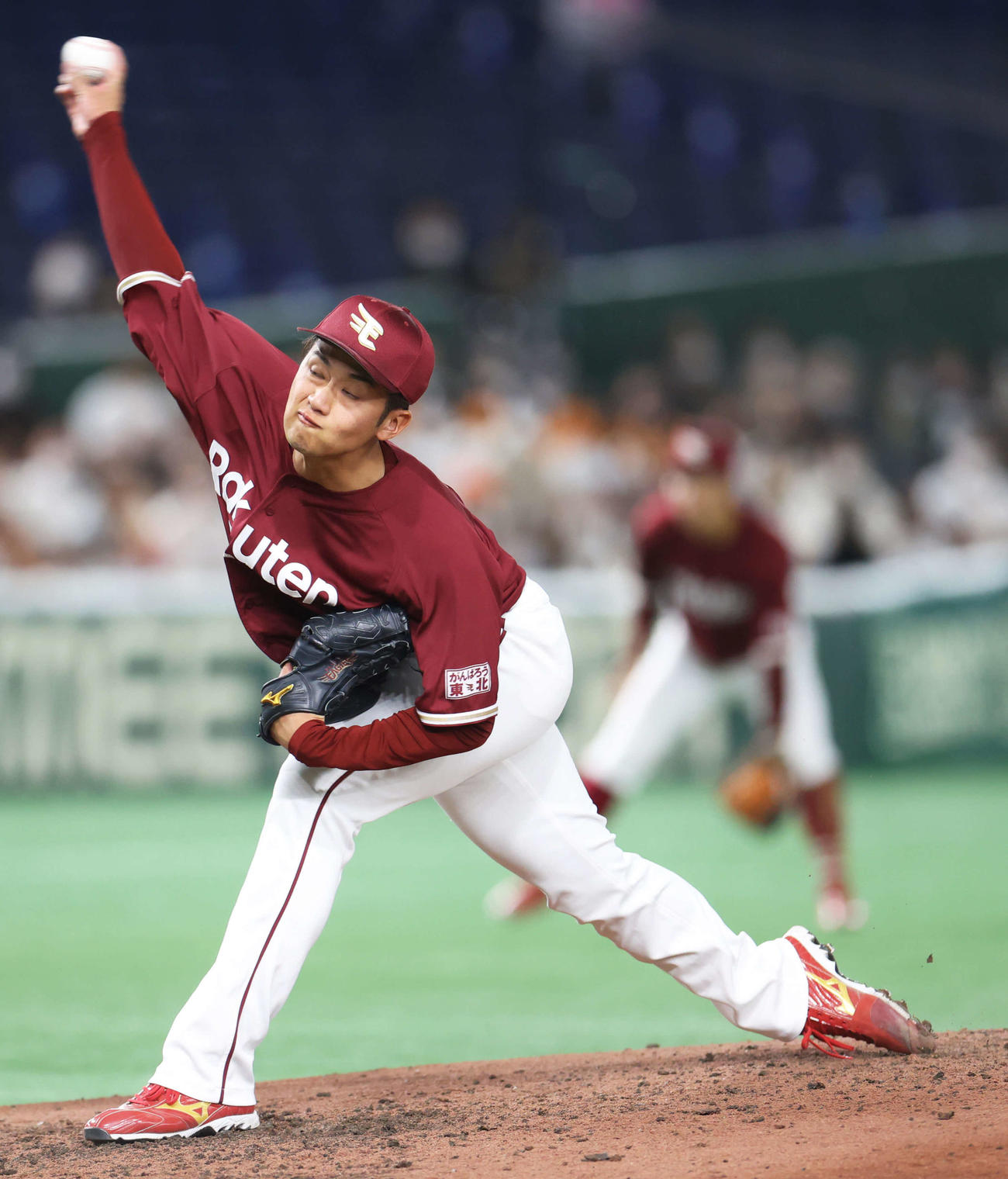 巨人対楽天　7回裏、楽天2番手で登板する小峯（撮影・河田真司）
