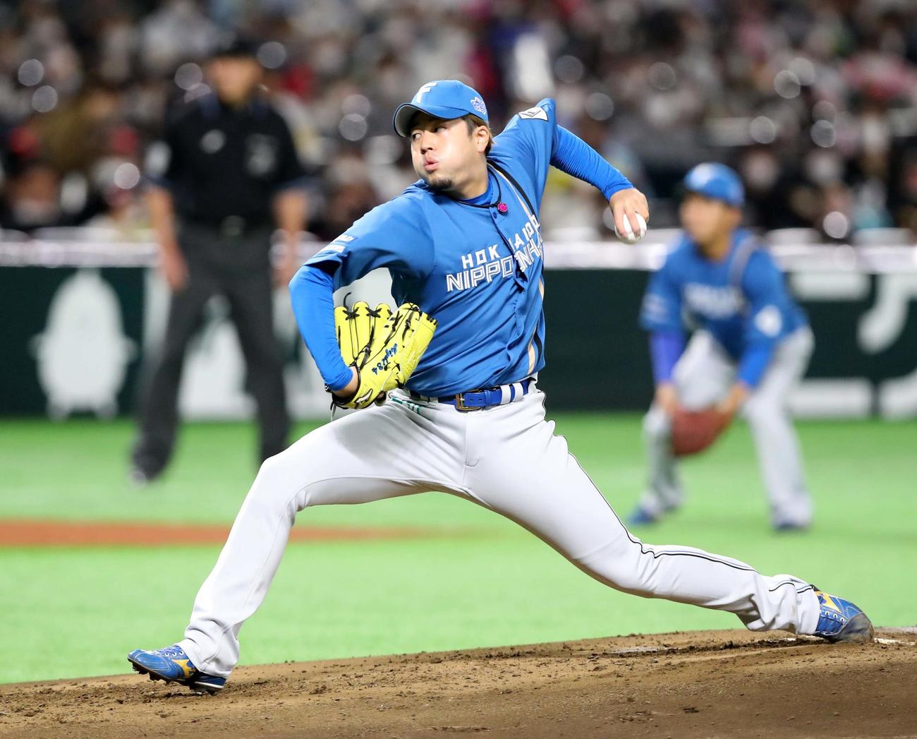 ソフトバンク対日本ハム　日本ハム先発の堀（撮影・黒川智章）
