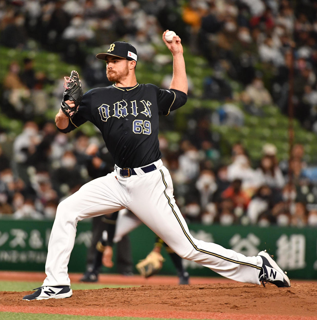 西武対オリックス　7回から登板したオリックスのビドル（撮影・柴田隆二）