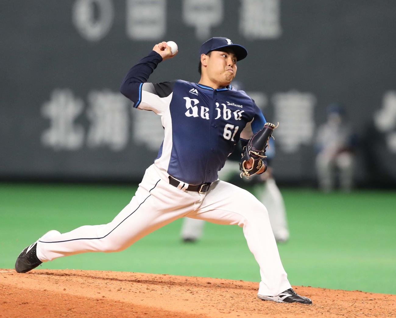 日本ハム対西武　7回に登板の平良（撮影・黒川智章）