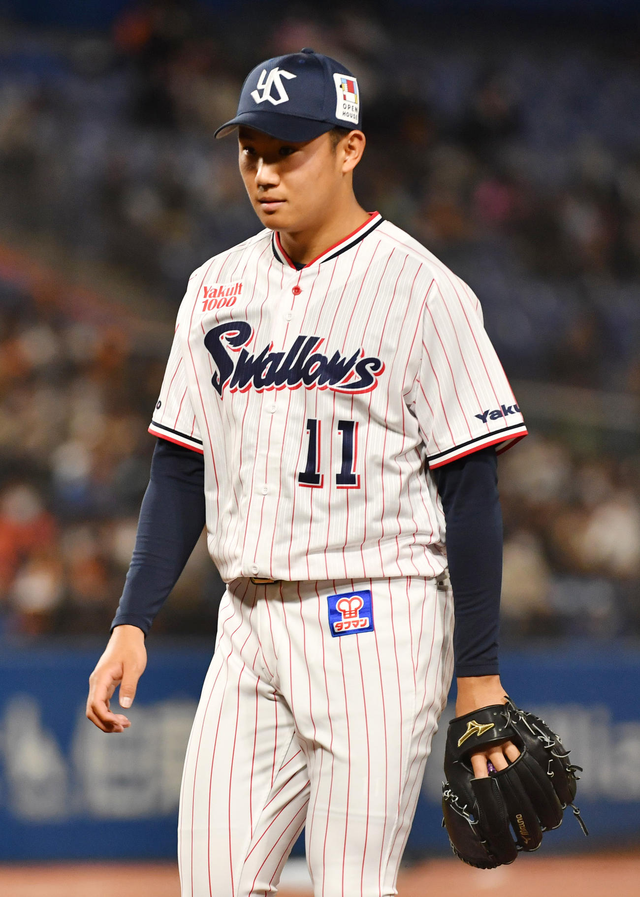 29日、先発したヤクルト奥川は4回2安打1失点で降板