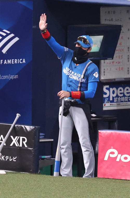オリックス ビッグボス ワオ オリ党 ますだおかだ岡田 敵将ベンチへギャグ披露 プロ野球写真ニュース 日刊スポーツ