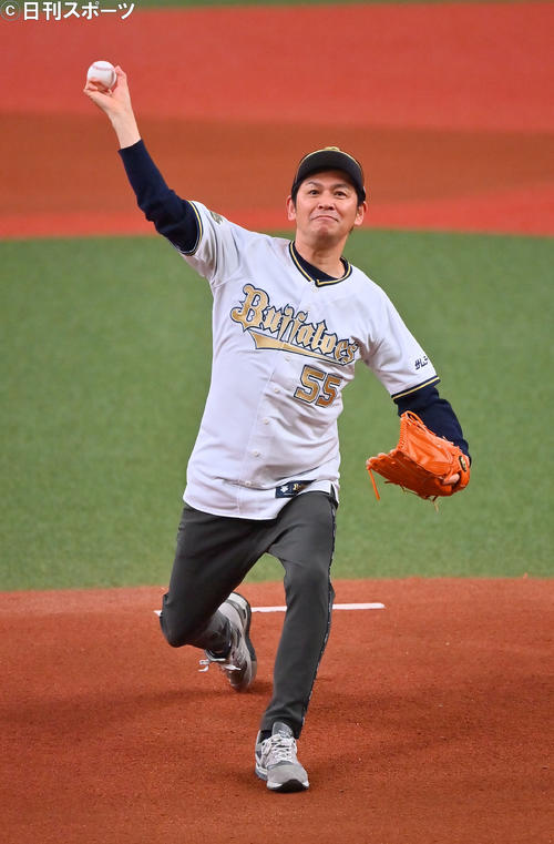 オリックス ビッグボス ワオ オリ党 ますだおかだ岡田 敵将ベンチへギャグ披露 プロ野球写真ニュース 日刊スポーツ