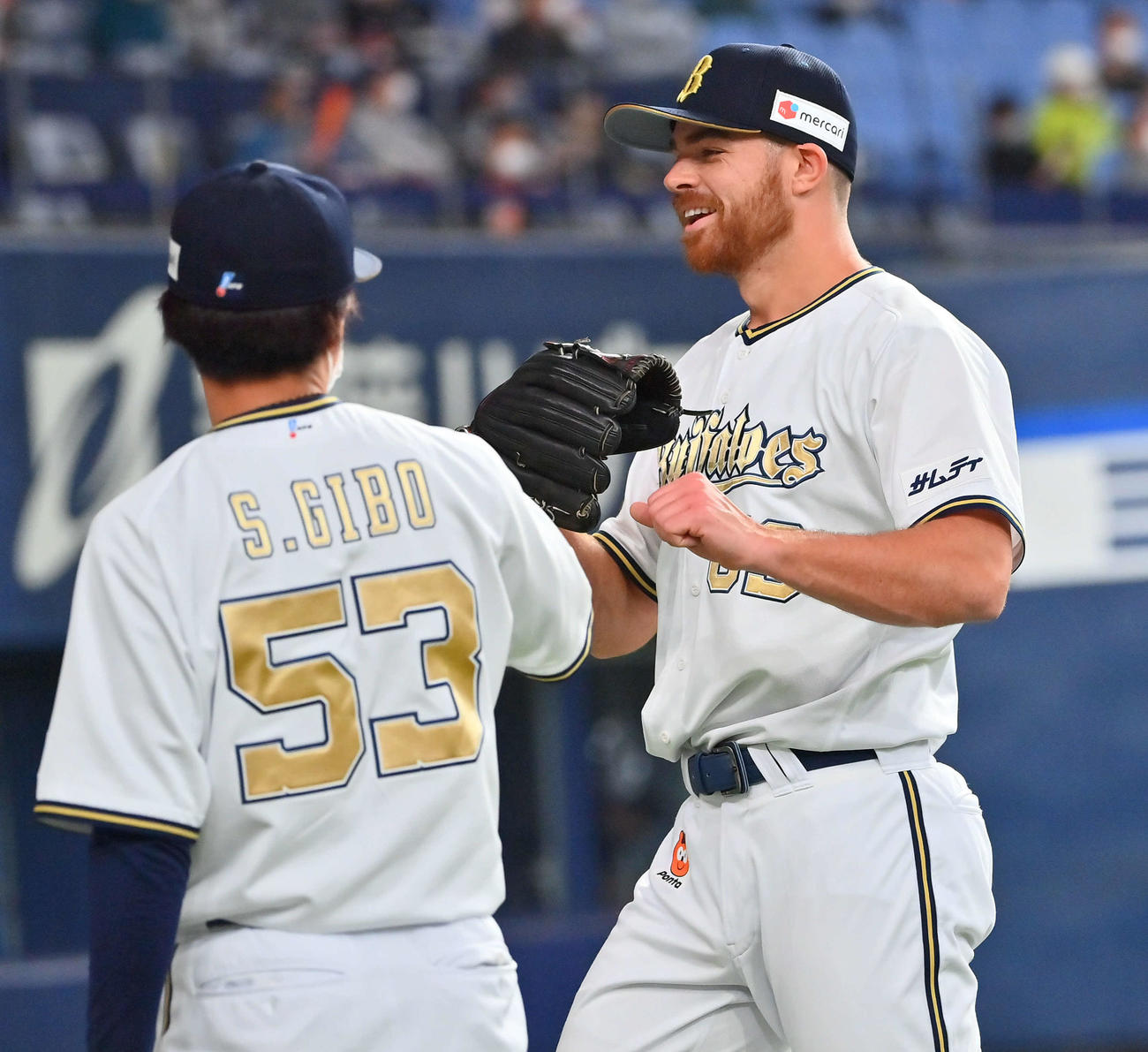 オリックス対日本ハム　8回表を抑え笑顔のオリックスのビドル（撮影・和賀正仁）
