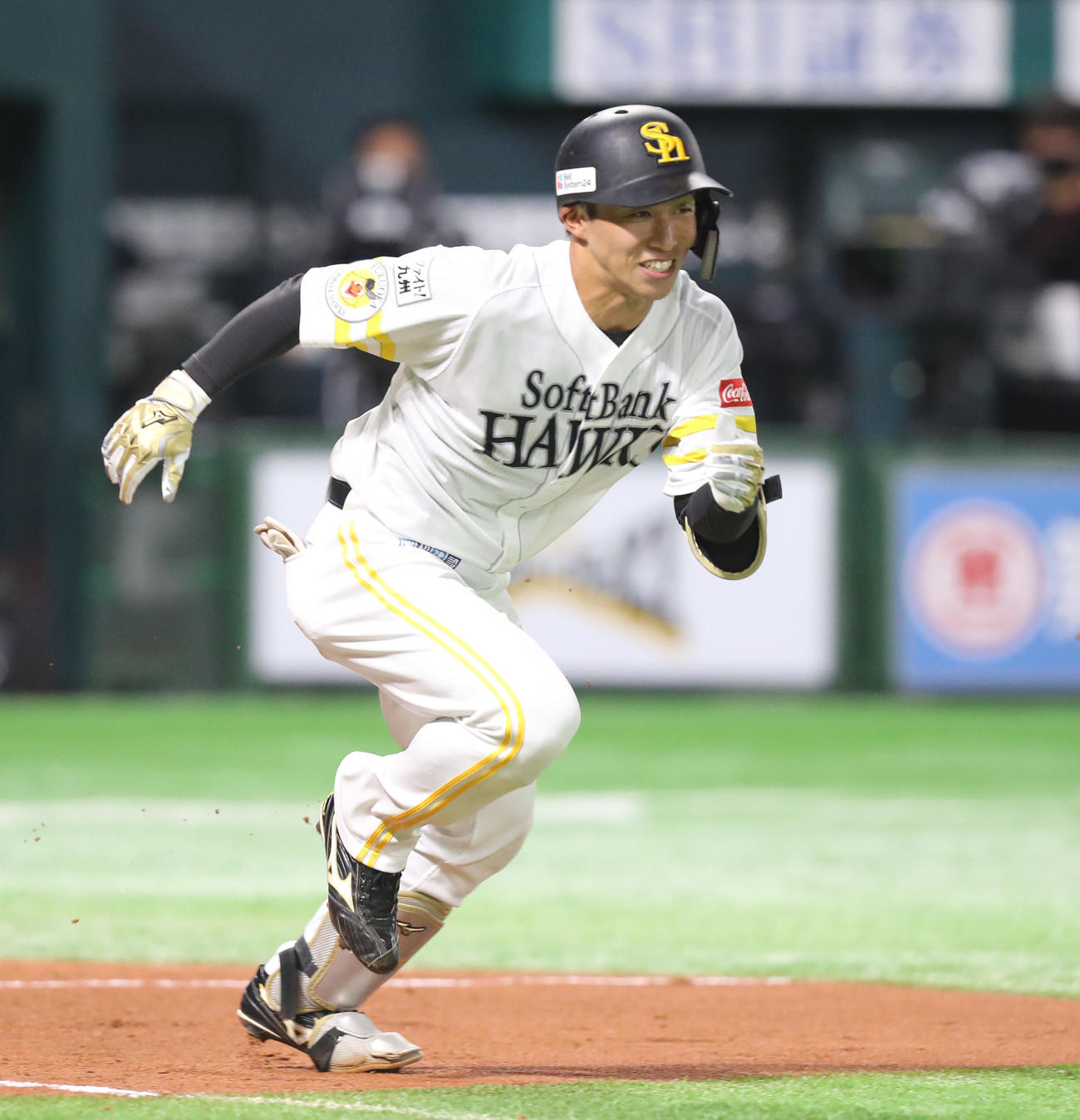 ソフトバンク対オリックス　3回裏ソフトバンク2死、野村勇は三前にプロ初安打を放つ（撮影・屋方直哉）